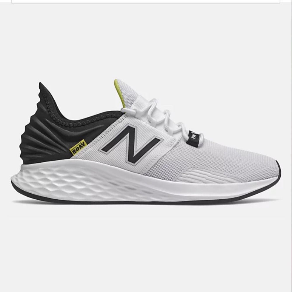 Men’s new balance fresh foam Roav white sneaker